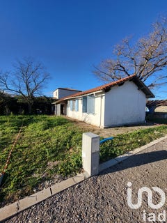 /international/fr/mireval-languedoc-roussillon-310105810552/