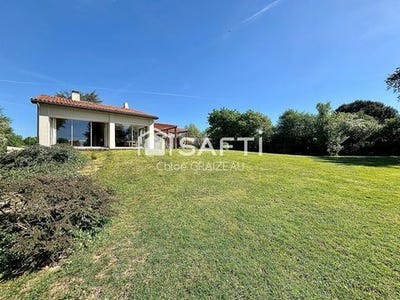 /international/fr/bressuire-charente-310107978096/