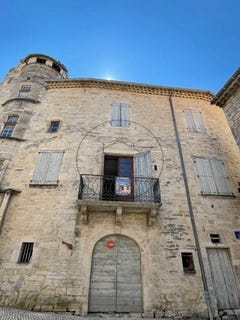 /international/fr/barjac-languedoc-roussillon-310106381100/