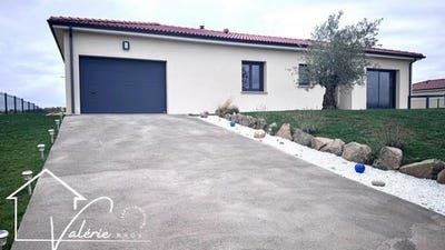 /international/fr/leotoing-auvergne-310108216679/