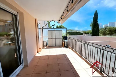 /international/fr/hyeres-provence-alpes-cote-d-azur-310109092428/