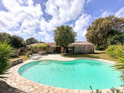 /international/fr/bonifacio-corsica-310107949933/