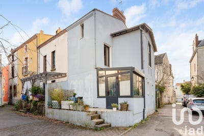 /international/fr/reze-pays-de-la-loire-310100670831/?lang=zh-tw