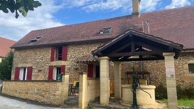 /international/fr/saint-cyprien-aquitaine-310100877163/?lang=zh-tw