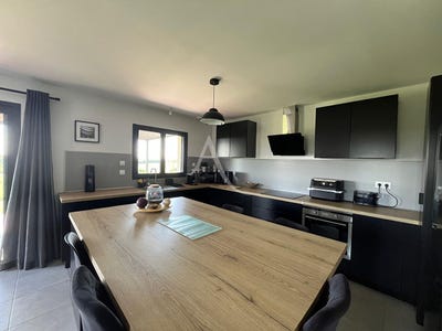 /international/fr/tauriac-aquitaine-310108263355/