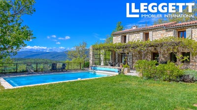 /international/fr/caseneuve-provence-alpes-cote-d-azur-310099418777/