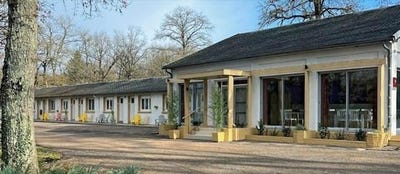/international/fr/mesves-sur-loire-burgundy-310106779061/