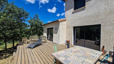 /international/fr/rochegude-languedoc-roussillon-310099364032/?lang=zh-tw