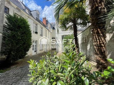 /international/fr/tours-centre-val-de-loire-310100611294/