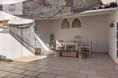 /international/fr/cotignac-provence-alpes-cote-d-azur-310098148377/