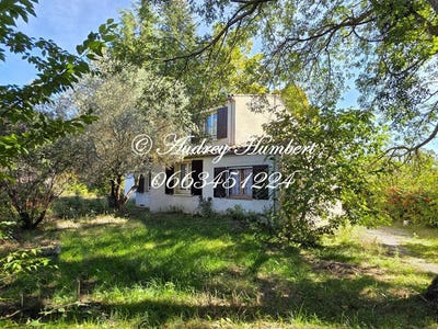 /international/fr/pierrevert-provence-alpes-cote-d-azur-310109096147/
