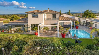 /international/fr/narbonne-languedoc-roussillon-310109095374/?lang=it