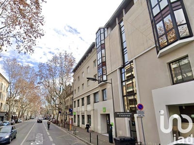 /international/fr/aix-en-provence-provence-alpes-cote-d-azur-310098607007/