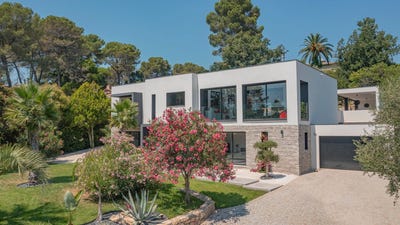 /international/fr/mougins-hh-15520074-mougins-provence-alpes-cote-d-azur-310100953115/?lang=zh-cn