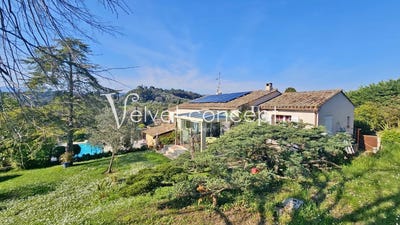 /international/fr/biot-provence-alpes-cote-d-azur-310108789372/