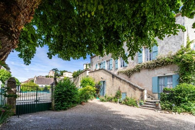 /international/fr/puy-l-eveque-midi-pyrenees-310108527089/