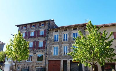 /international/fr/laussonne-auvergne-310101441357/?lang=en