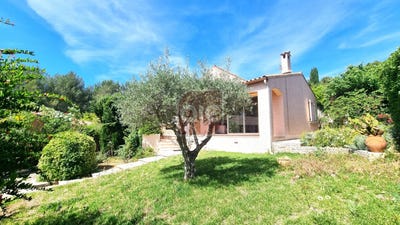 /international/fr/grabels-languedoc-roussillon-310107498174/