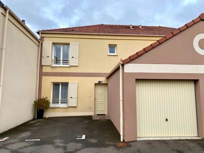 /international/fr/chartres-centre-val-de-loire-310105947016/