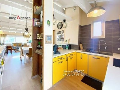 /international/fr/gruissan-languedoc-roussillon-310108459434/