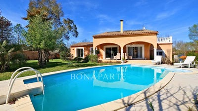 /international/fr/saint-chinian-languedoc-roussillon-310100409019/