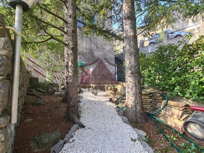 /international/fr/saint-bres-languedoc-roussillon-310098737686/?lang=zh-cn