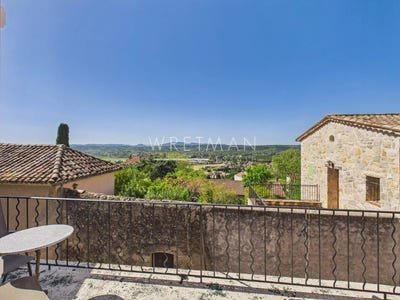 /international/fr/fayence-provence-alpes-cote-d-azur-310108634202/