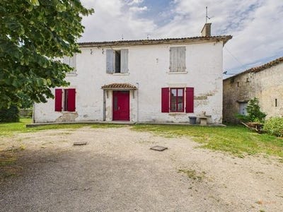 /international/fr/perigne-charente-120097939805/?lang=en