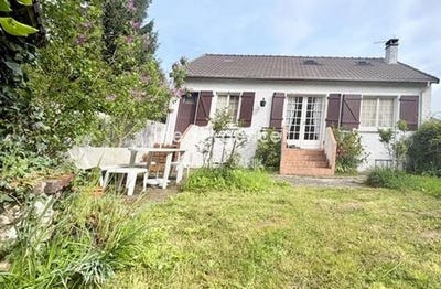 /international/fr/la-neuville-roy-picardie-310108137075/