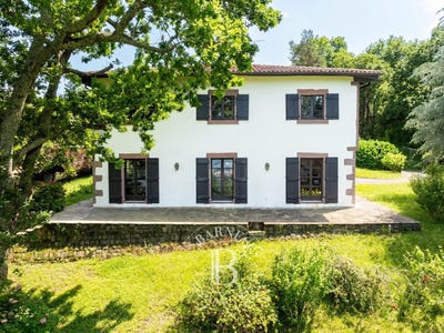 /international/fr/ciboure-aquitaine-310100608454/?lang=fr
