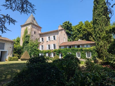 /international/fr/saint-girons-midi-pyrenees-310101230587/?lang=pt