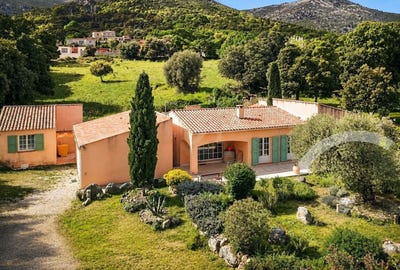 /international/fr/calenzana-corsica-310110158609/