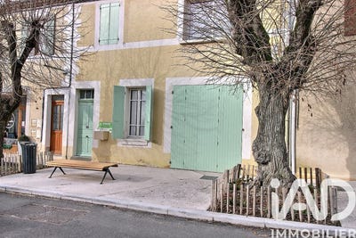 /international/fr/montbrun-les-bains-rhone-310105717612/