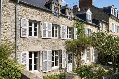 /international/fr/saint-briac-sur-mer-brittany-310107368718/