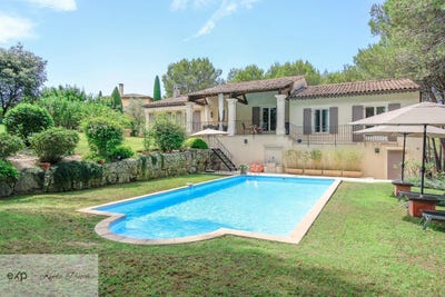 /international/fr/mallemort-provence-alpes-cote-d-azur-310101175458/