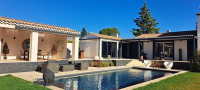 /international/fr/cabrieres-d-avignon-provence-alpes-cote-d-azur-310100915164/?lang=zh-tw