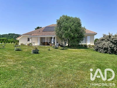 /international/fr/saint-jean-poudge-aquitaine-310109077782/?lang=it