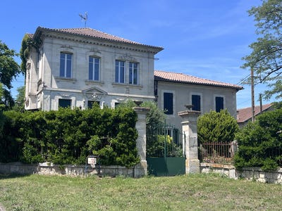 /international/fr/houeilles-aquitaine-310108430765/