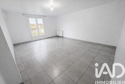 /international/fr/la-rochefoucauld-charente-310105809083/