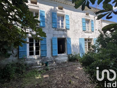/international/fr/saint-pierre-de-l-isle-charente-310100854870/