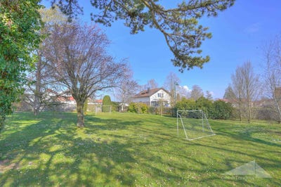 /international/fr/saint-jean-de-gonville-rhone-310107069069/