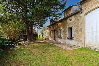 /international/fr/corbigny-burgundy-310108133500/