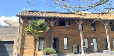 /international/fr/thaire-charente-310098797687/