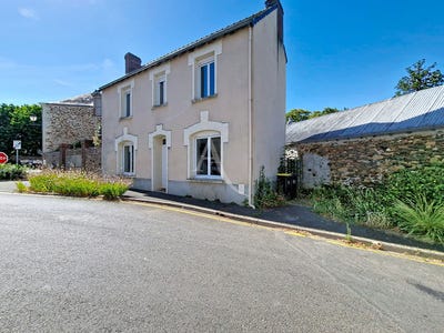 /international/fr/chambellay-pays-de-la-loire-310108941107/