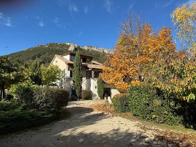 /international/fr/serres-provence-alpes-cote-d-azur-310096772098/