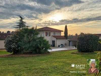 /international/fr/oriolles-charente-310105350201/