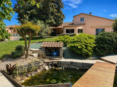 /international/fr/sainte-livrade-sur-lot-aquitaine-310107793223/