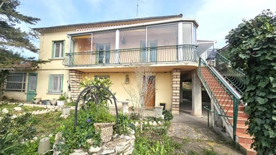 /international/fr/saint-gilles-languedoc-roussillon-310098268076/?lang=zh-cn