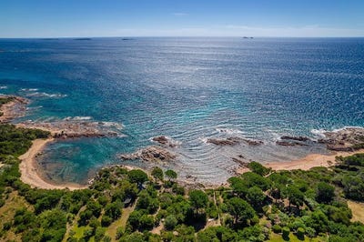 /international/fr/porto-vecchio-corsica-310109937326/