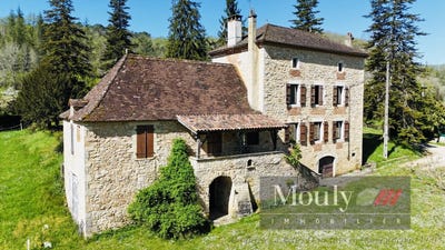 /international/fr/les-junies-midi-pyrenees-310103154547/